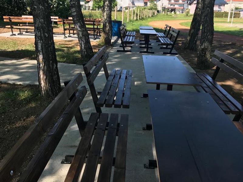 Prostor za druženje i roštilj u vojarni