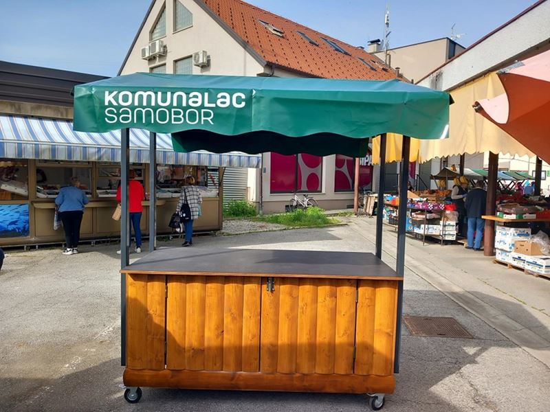 Novi štandovi na samoborskoj tržnici