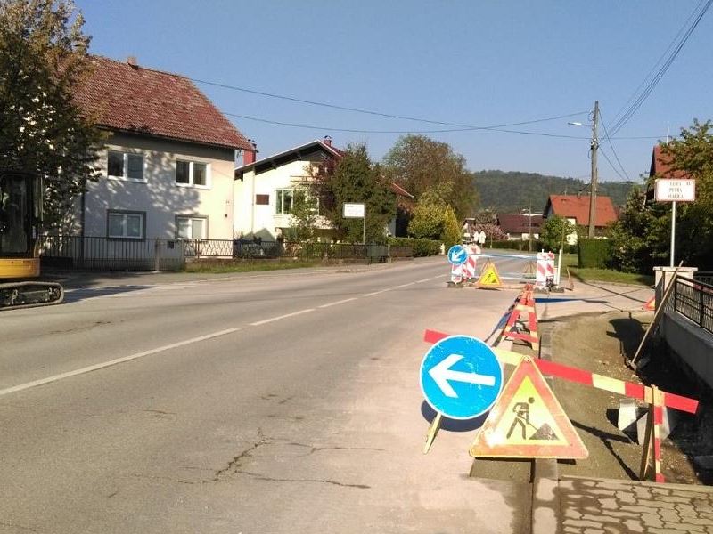 Radovi na izgradnji nogostupa i pješačkog prijelaza