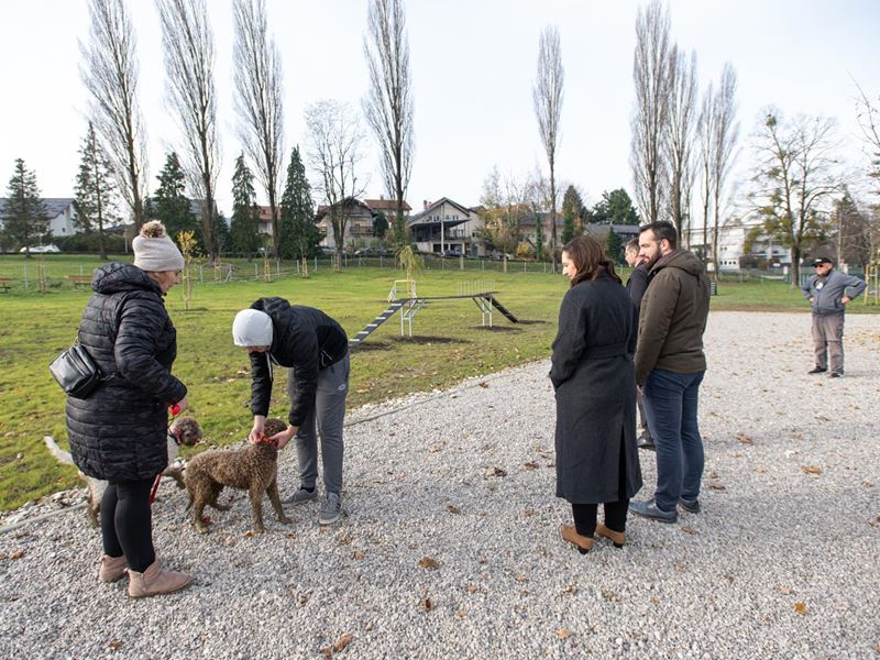 Otvoren novouređeni park za pse