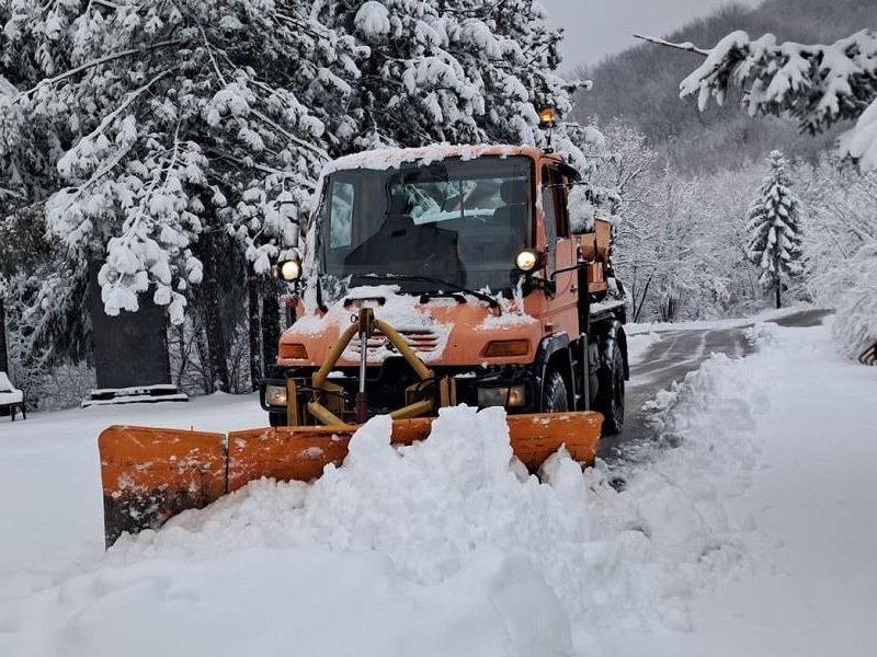 Snijeg i zimski uvjeti na cestama