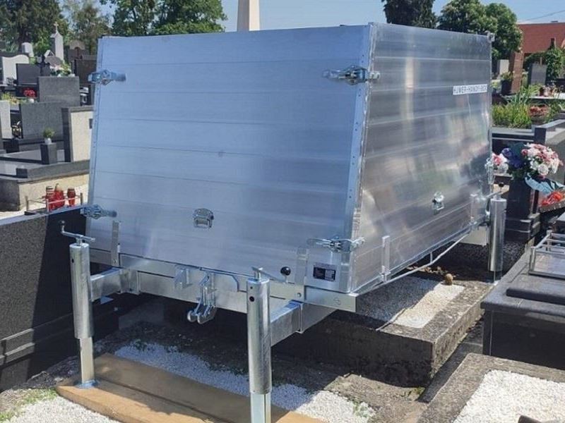 Nova oprema za groblja