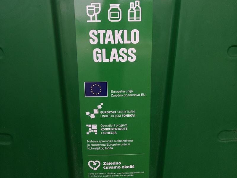 Novi spremnici za staklo na zelenim otocima